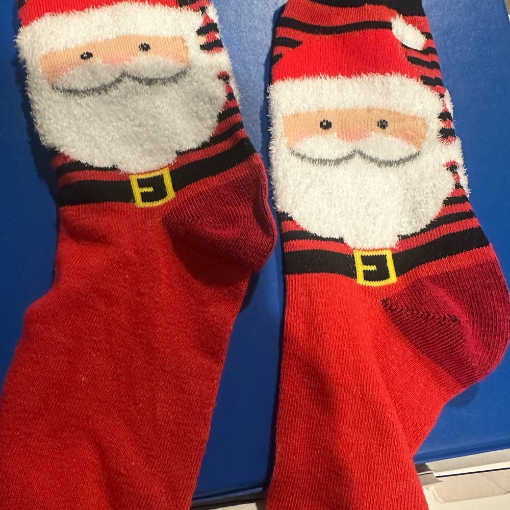 NWT Christmas Santa Crew Socks – Women’s Small